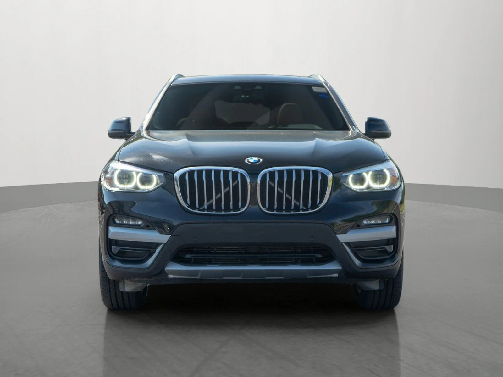 Used 2021 Jet Black BMW xDrive30i image 2