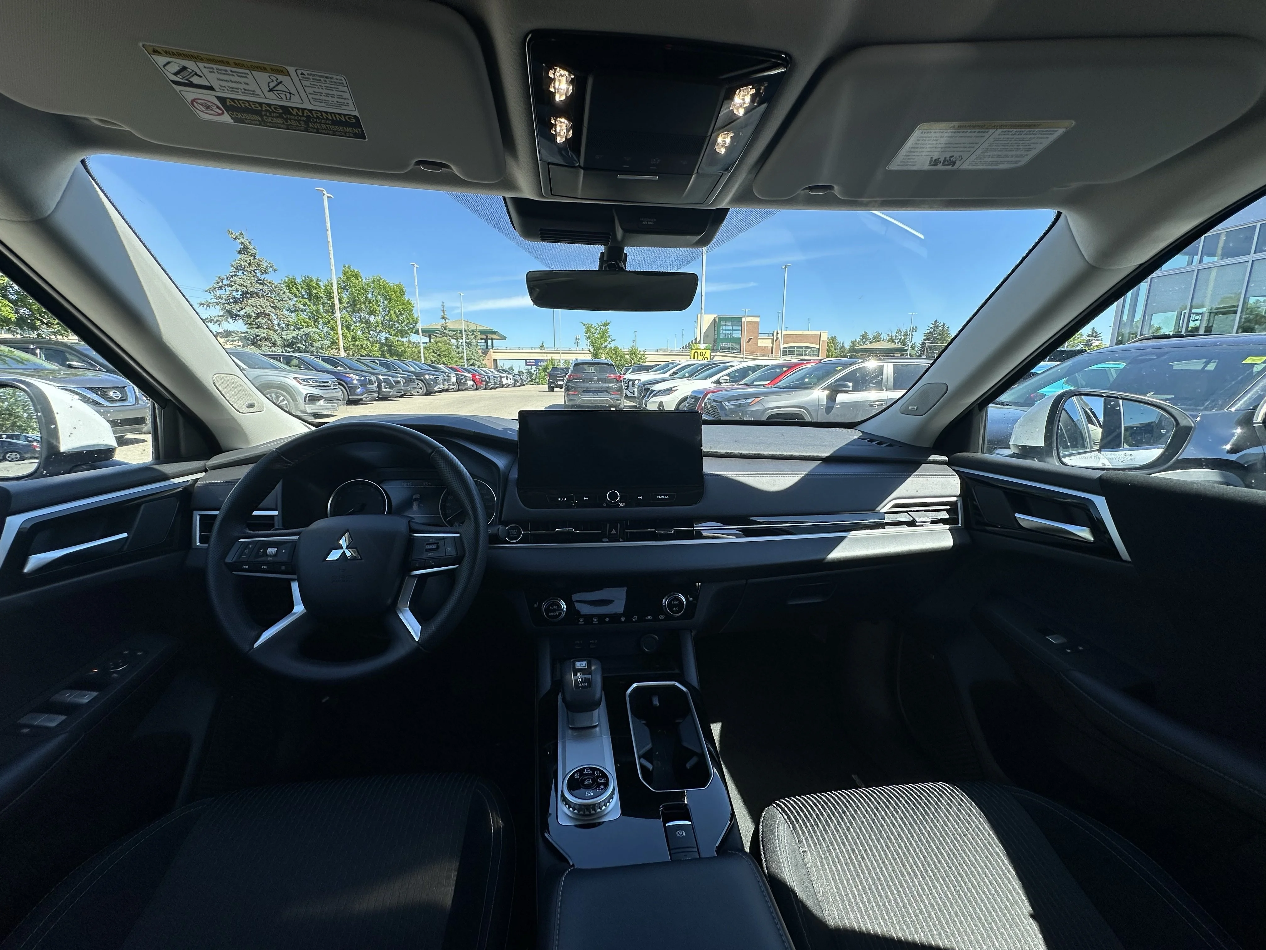 Certified Used 2025  Mitsubishi ES image 17