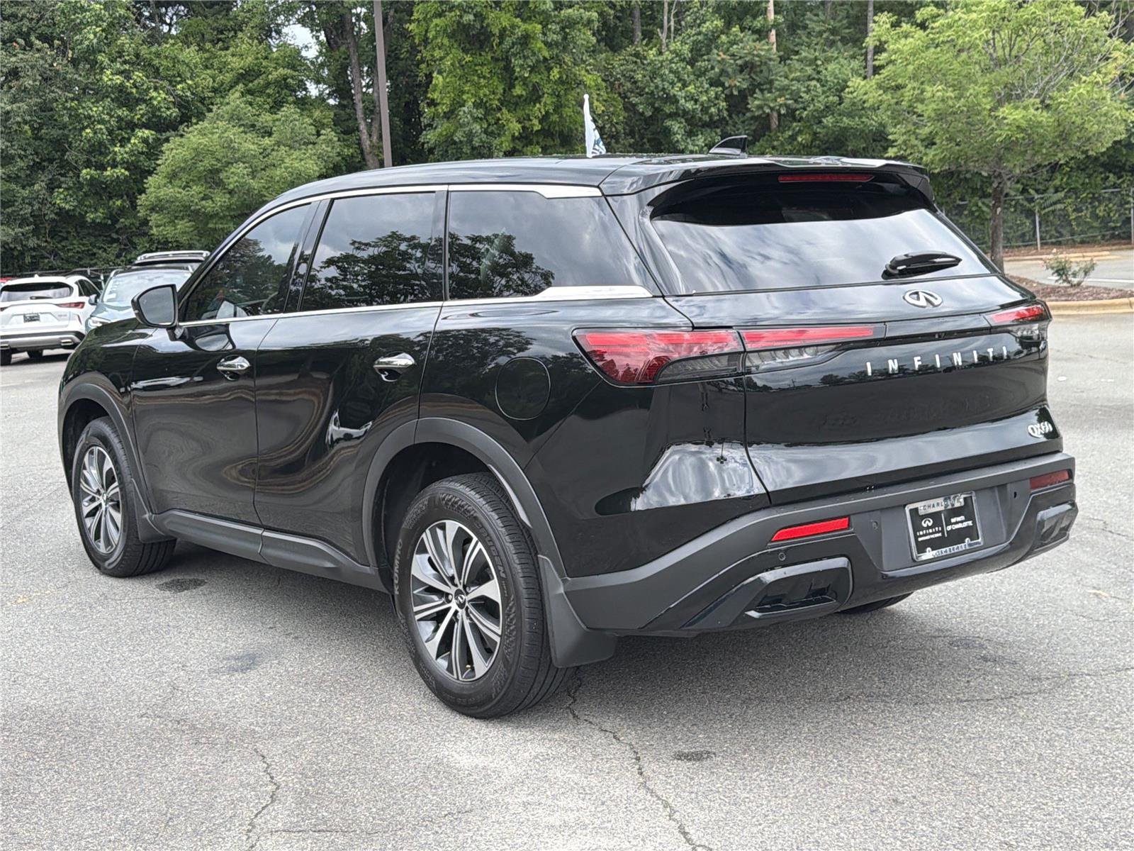Used 2024 Mineral Black INFINITI PURE image 26