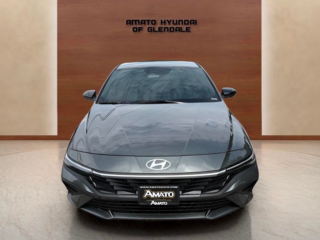 Certified Used 2025 Gray Hyundai SEL Sport image 8
