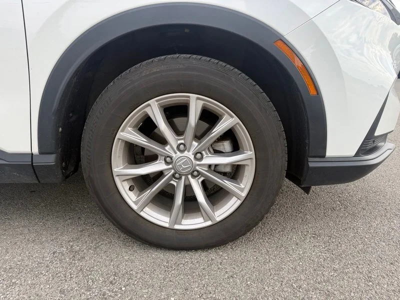 Used 2024  Honda EX-L image 4