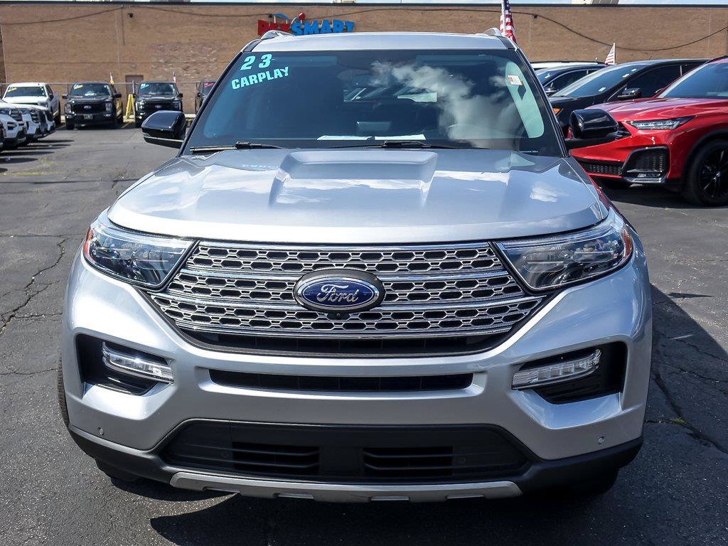 Used 2023 Silver Metallic Ford Limited image 5