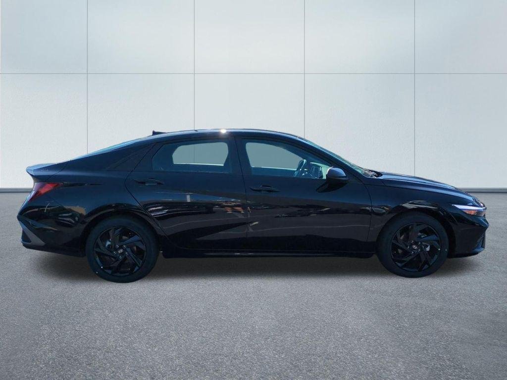 New 2026 Black Hyundai SEL Sport image 7