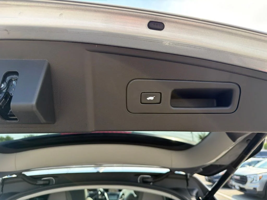 Used 2019 Silver Acura 3.5L Advance Package image 23