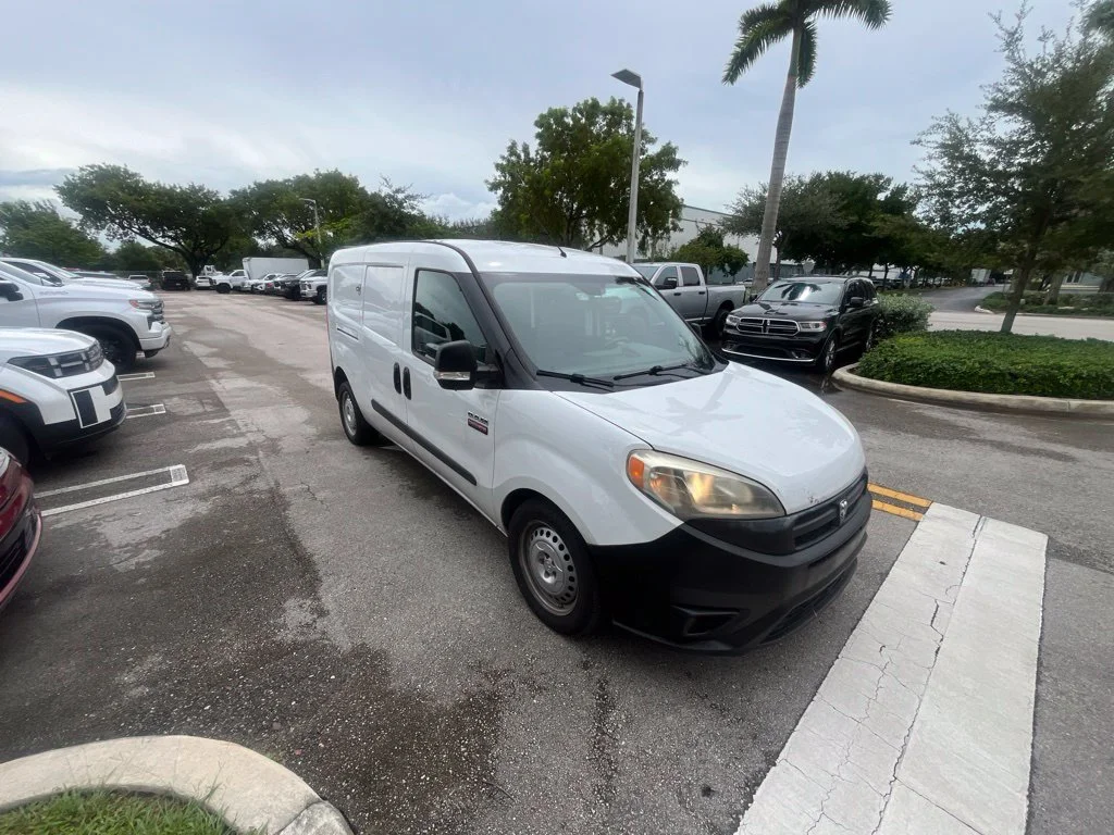 Used 2016 Bright White Ram Tradesman image 9