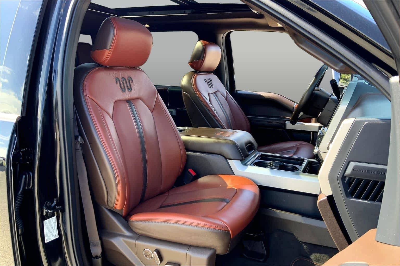Used 2022 Agate Black/Stone Gray Ford King Ranch image 9