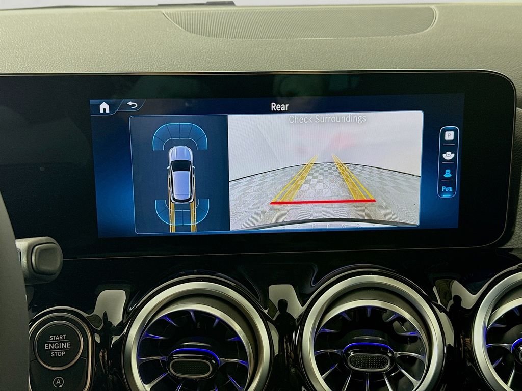 Used 2025 Black Mercedes-Benz GLA 250 image 14