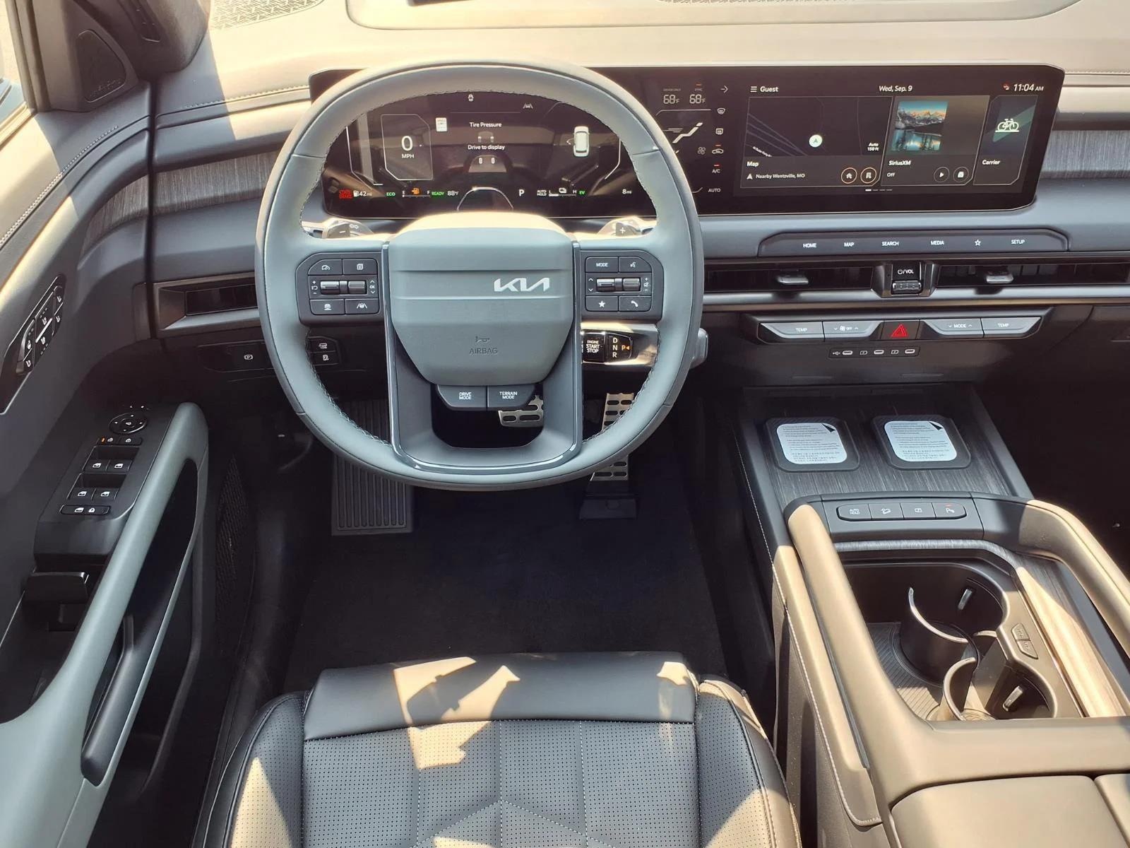 New 2027 Glacial White Pearl Kia X-Line SX Prestige image 2