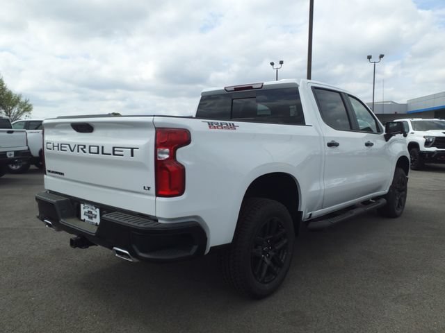 New 2026 Summit White Chevrolet LT Trail Boss image 5