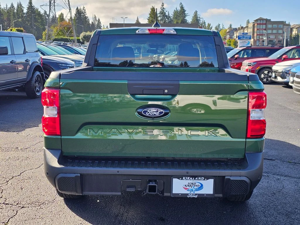 New 2025 Eruption Green Ford XLT image 6