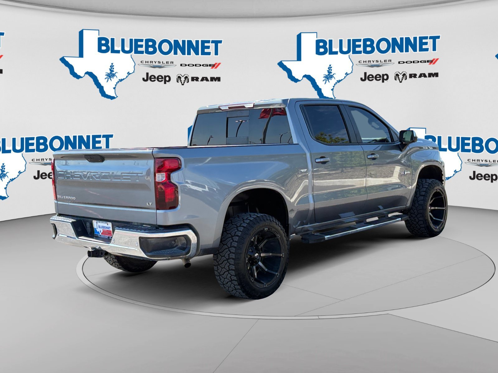 Used 2020 Satin Steel Metallic Chevrolet LT image 5