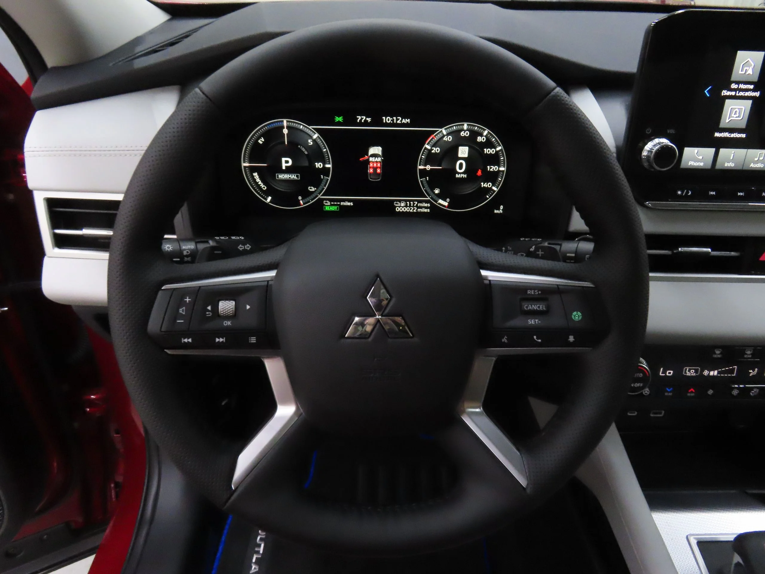 2025 Mitsubishi Outlander Plug-in Hybrid SEL - Photo 14