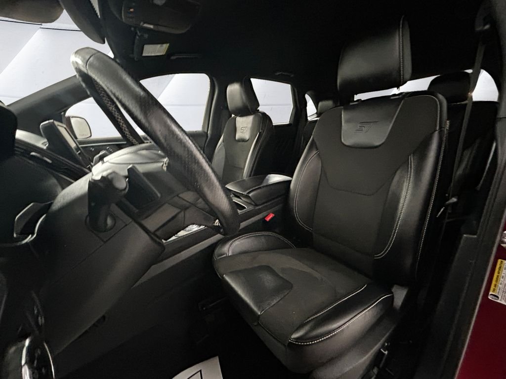 2023 Ford Edge ST - Photo 8