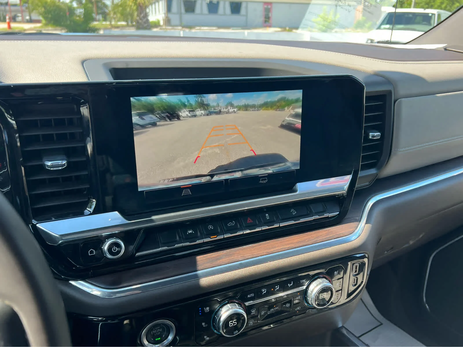 Used 2023 Sterling Metallic GMC SLT image 14