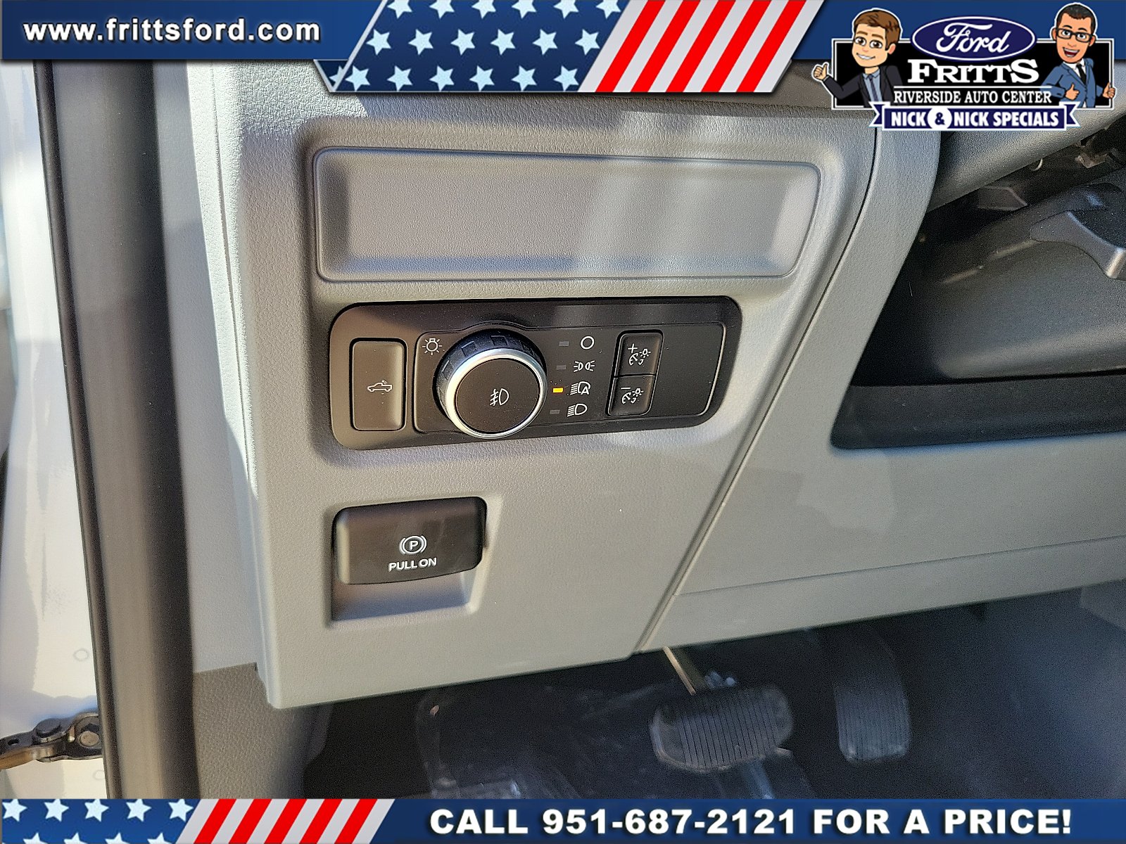 New 2026 Oxford White Ford XLT image 13