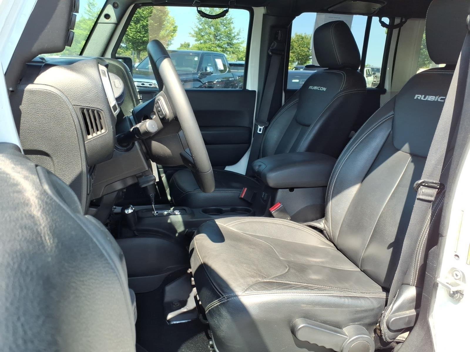 Used 2017 Bright White Clearcoat Jeep Rubicon image 22