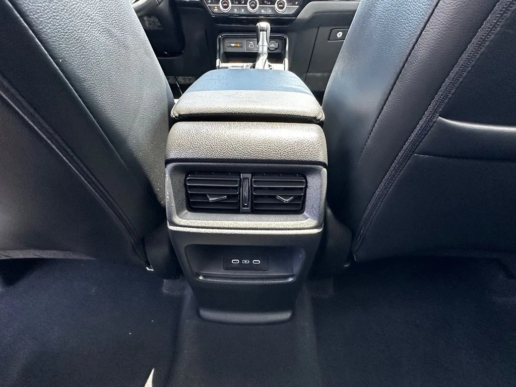 Used 2024 Blue Honda EX-L image 21