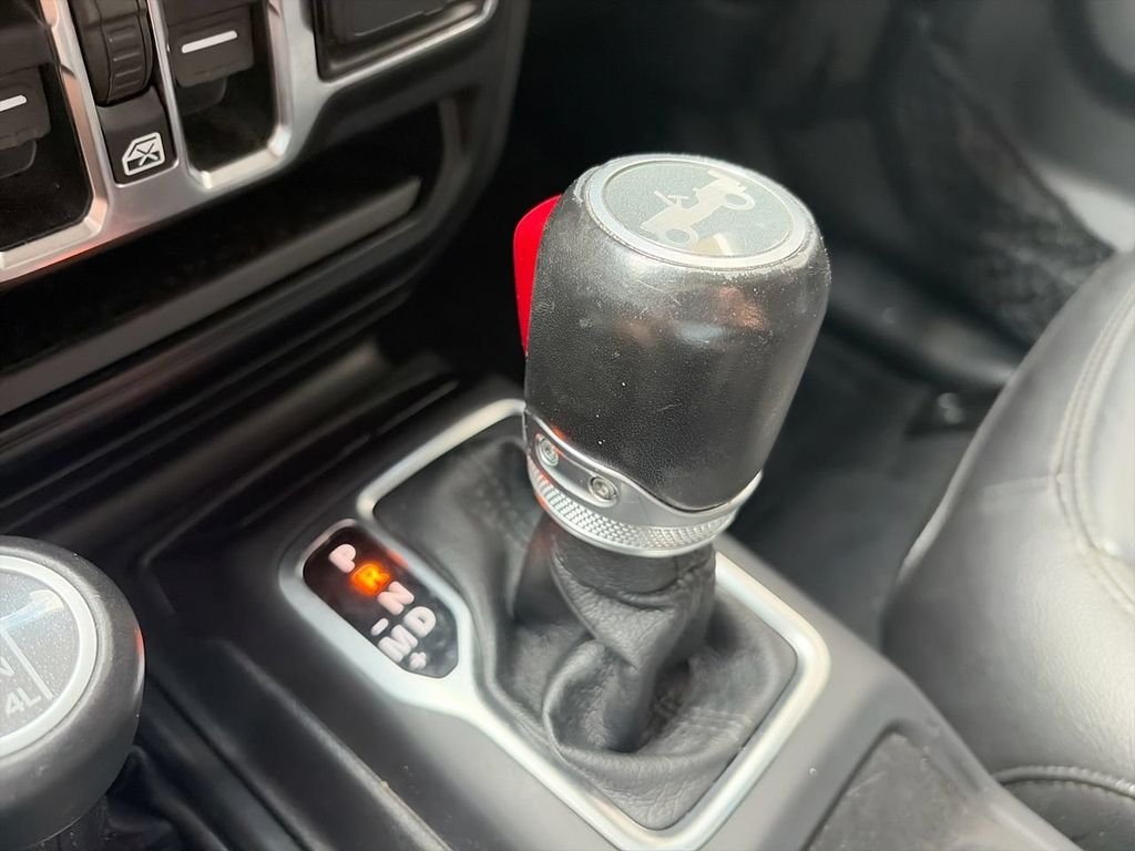 Used 2020 Gray Jeep Unlimited Sahara Altitude image 22