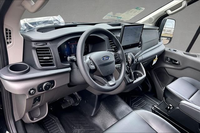 New 2026 Agate Black Metallic Ford XL image 5