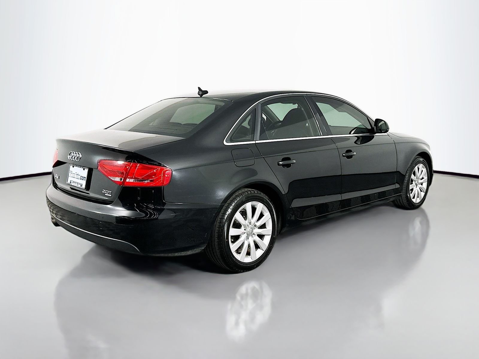 Used 2009 Brilliant Black Audi 2.0T Premium image 6