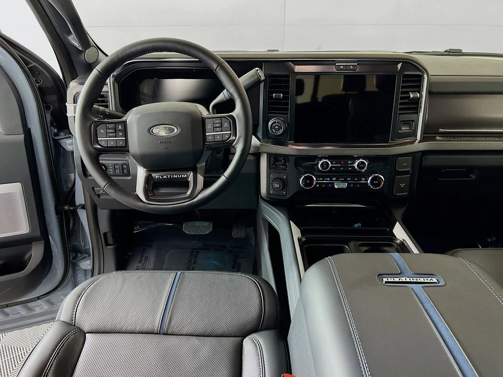 New 2026 Glacier Gray Metallic Tri-Coat Ford Platinum image 27