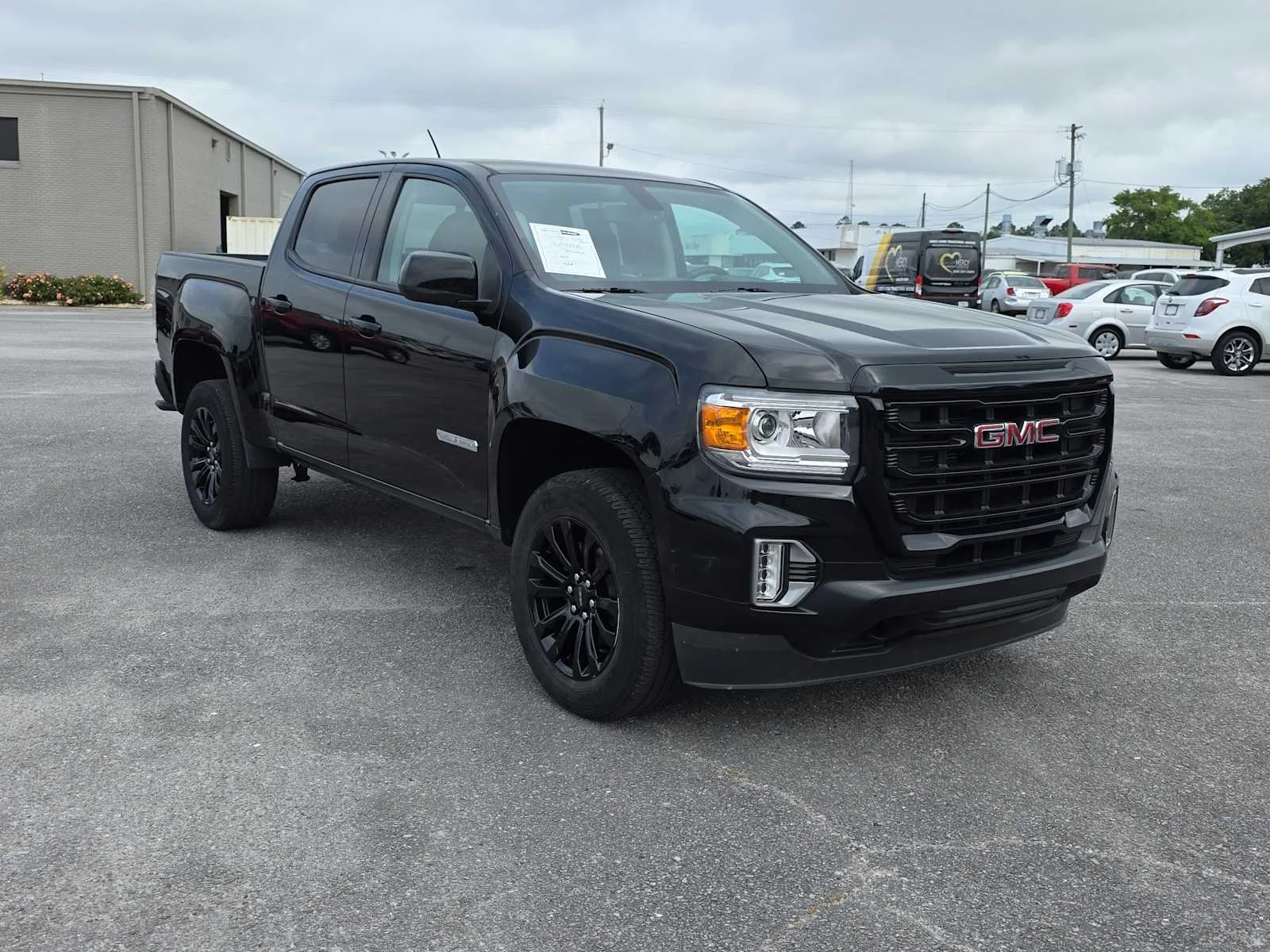 2022 GMC Canyon 2WD Elevation Crew Cab Short Box's photo