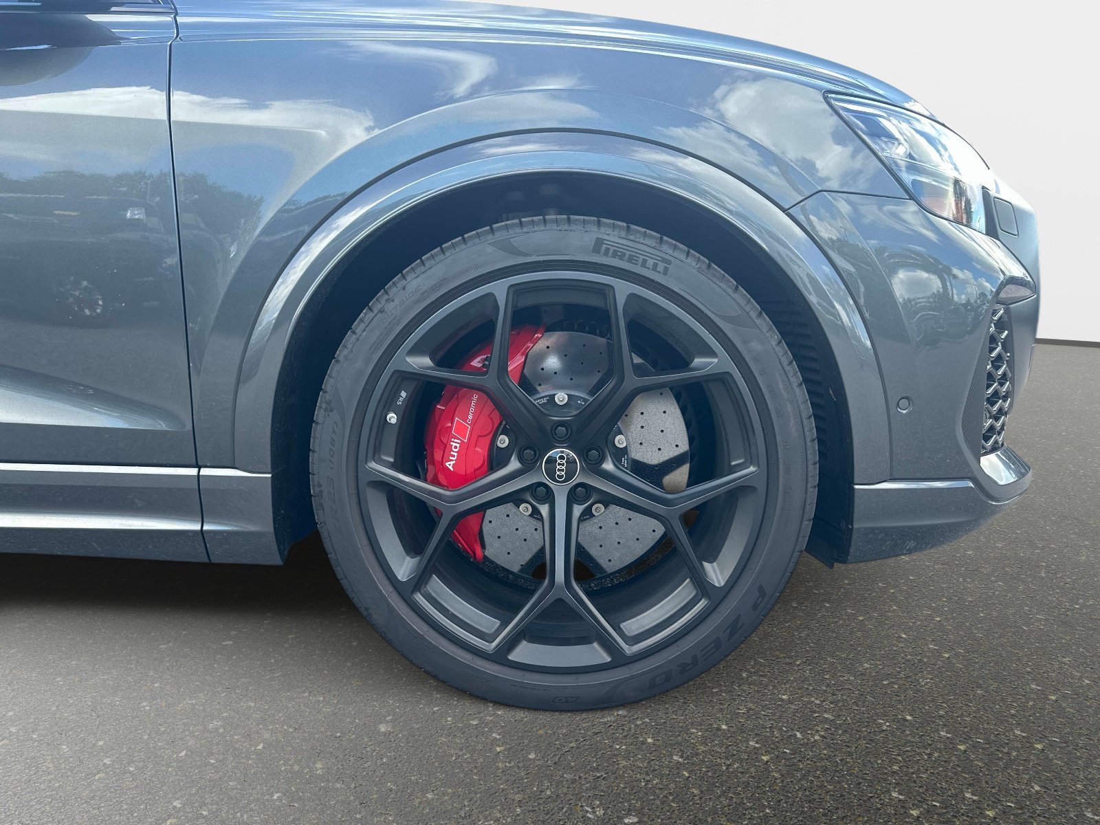Certified Used 2025 Daytona Gray Pearl Effect Audi performance image 6