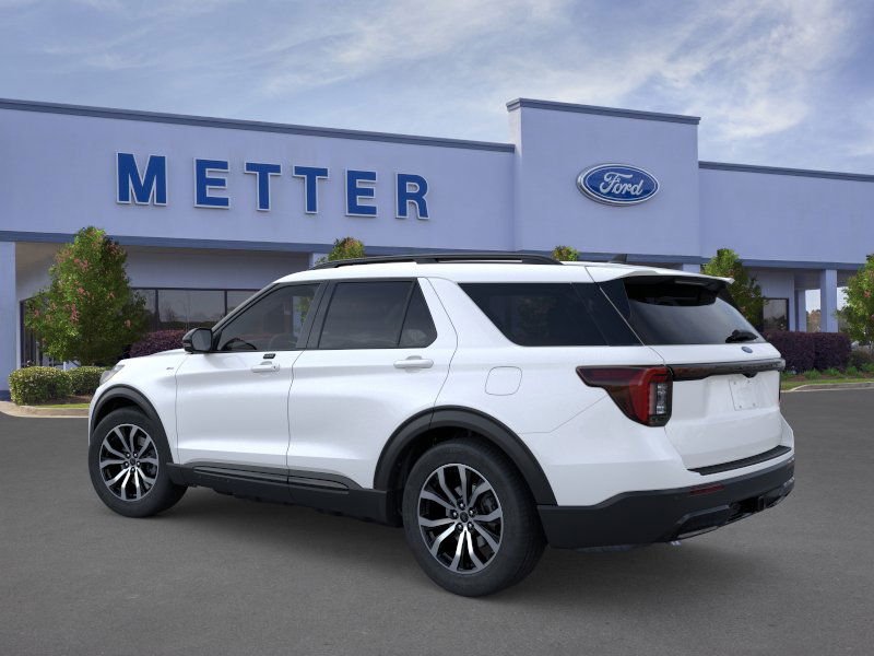 New 2026 Star White Metallic Tri-Coat Ford ST-Line image 5