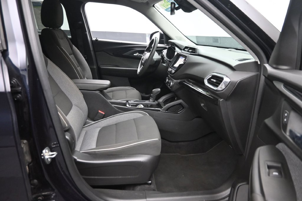 Used 2021 Blue Chevrolet LT image 9