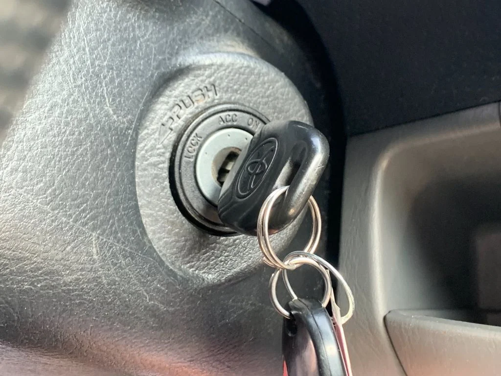 Used 2013 Silver Toyota Base image 25
