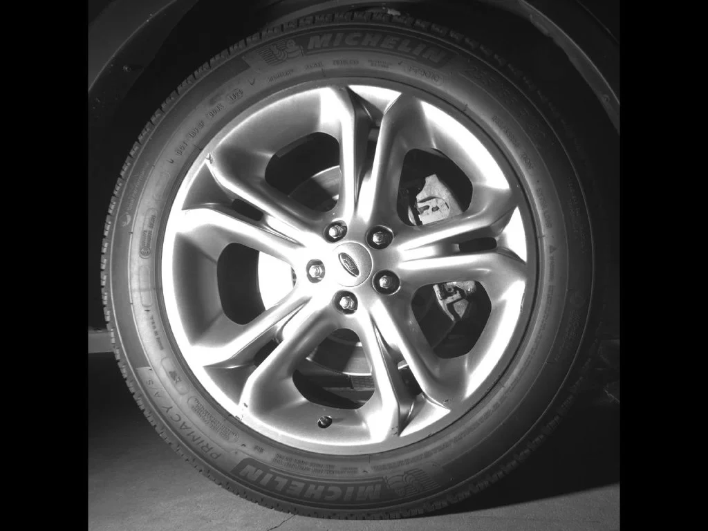 Used 2015 Black Ford Limited image 9