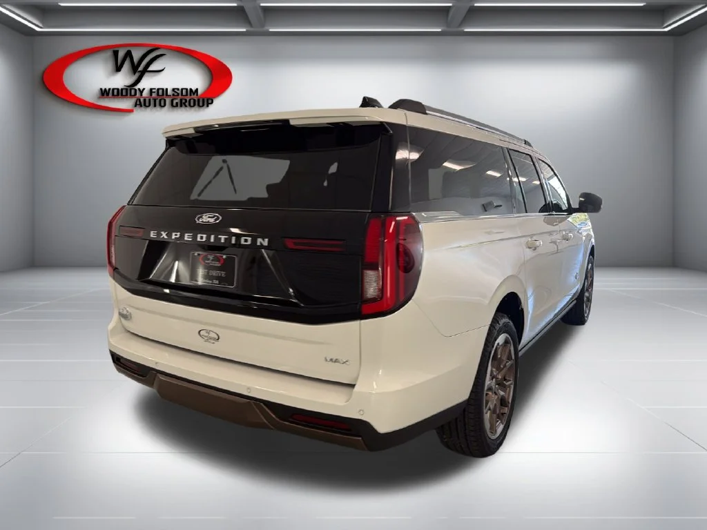 New 2027 White Ford King Ranch image 6