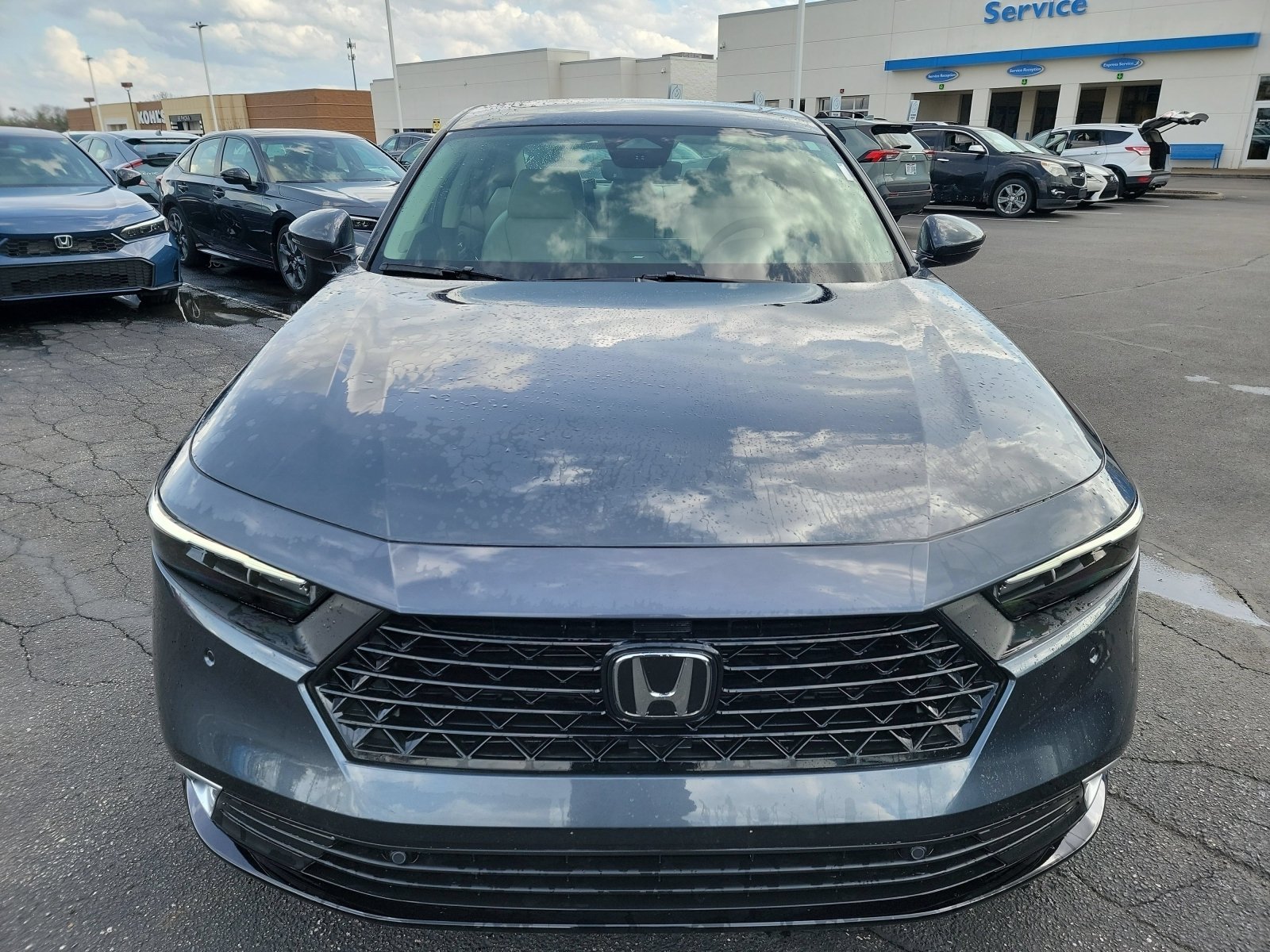 New 2026 Meteorite Gray Metallic Honda Touring image 2