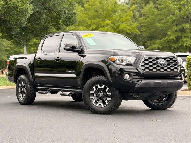 Certified Used 2023 BLACK Toyota  image 2