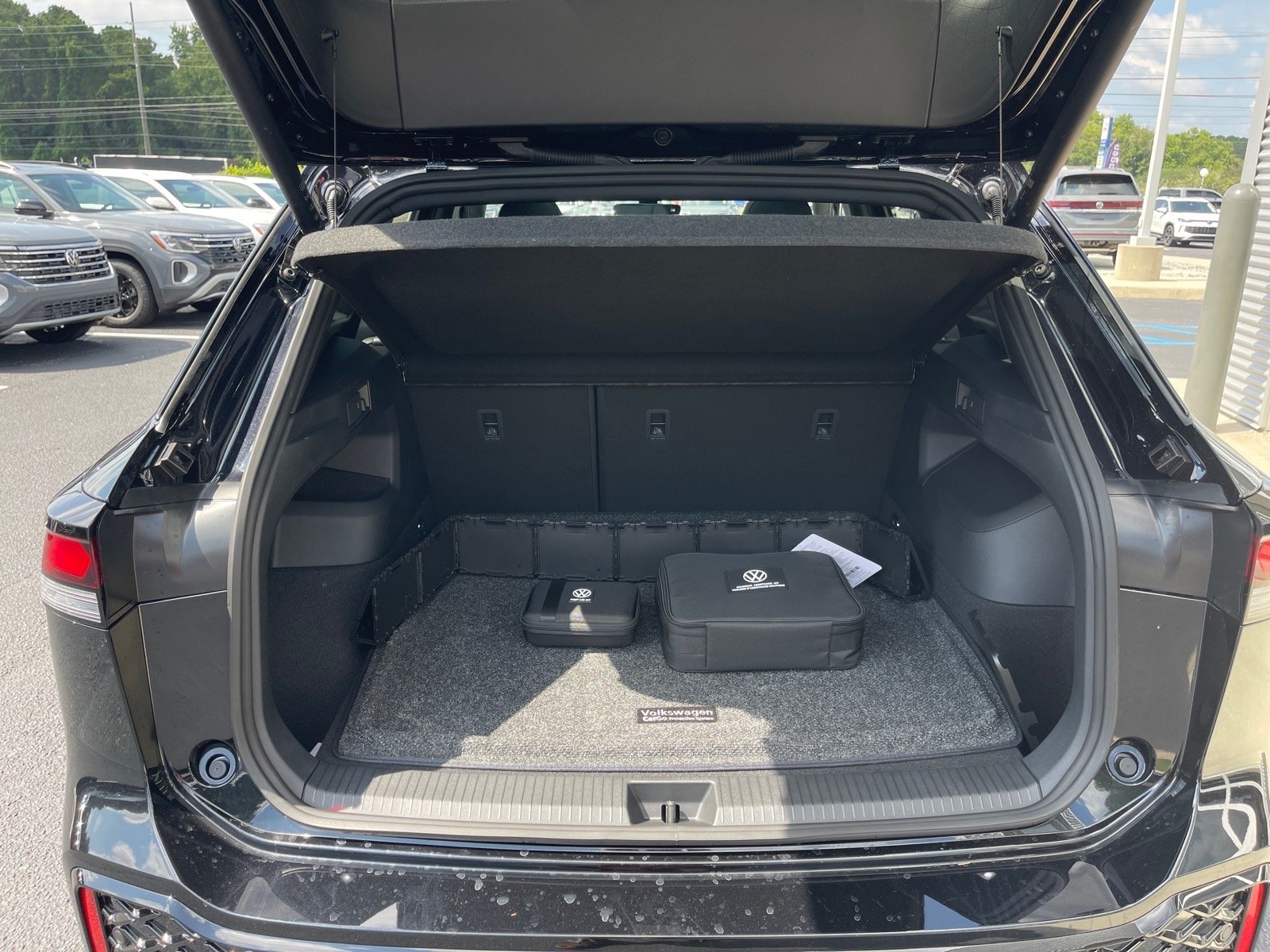 New 2026 Black Volkswagen SE R-Line Black image 15