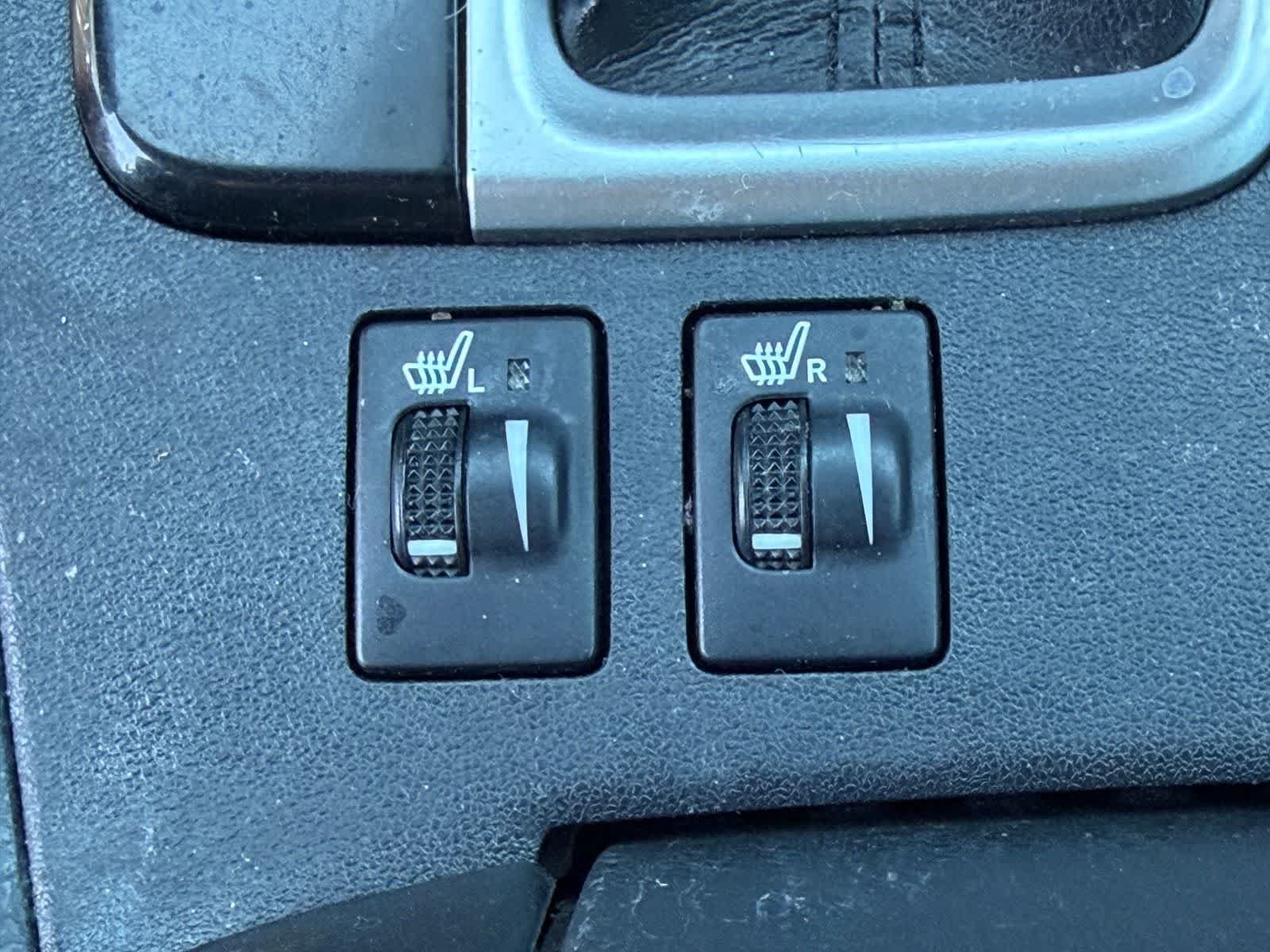 Used 2018 Blizzard Pearl Toyota SE image 26