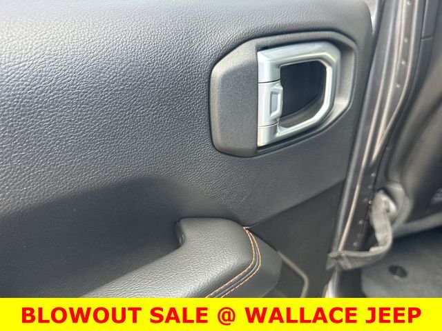 Used 2023 Gray Jeep Mojave image 14