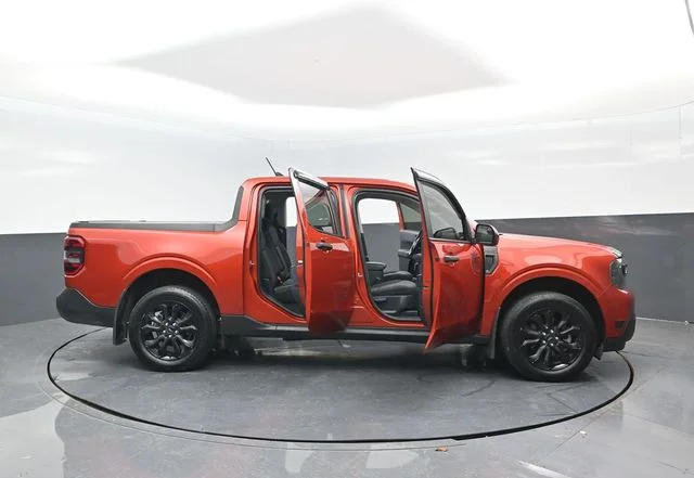 Certified Used 2024 Chili Pepper Red Ford XLT image 26
