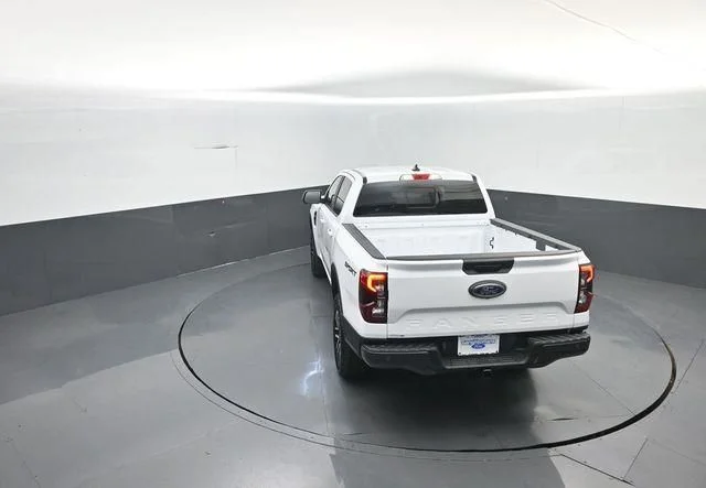 New 2026 Oxford White Ford Lariat® image 27