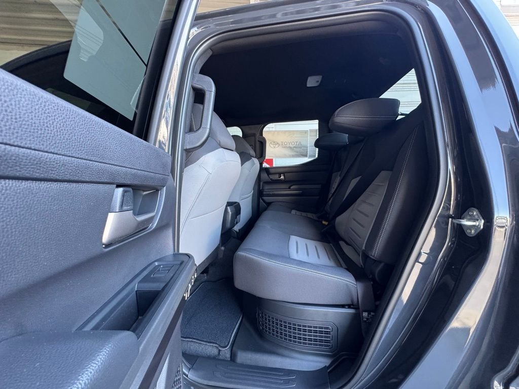 2025 Toyota Tacoma TRD Off Road - Photo 13