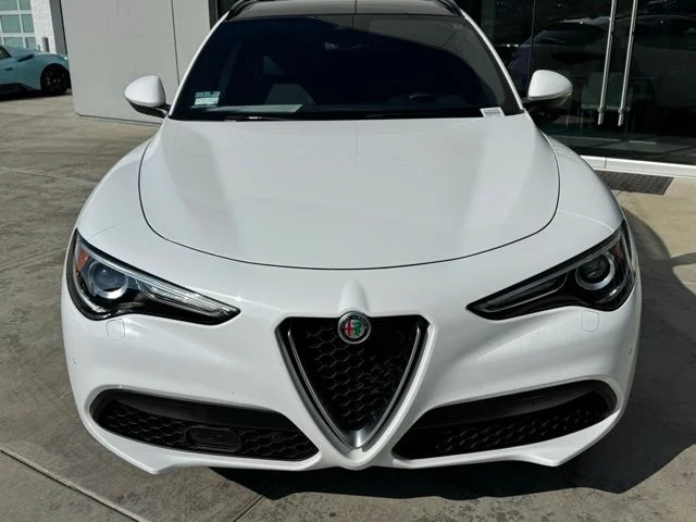Used 2023 White Alfa Romeo Ti image 3