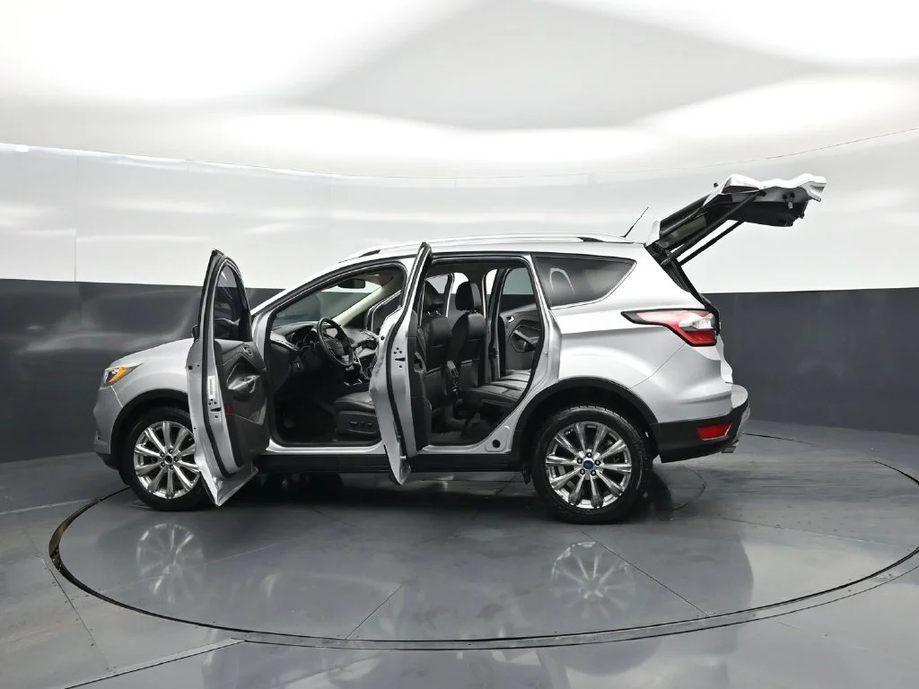Used 2017 Silver Ford Titanium image 33