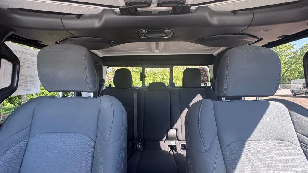Used 2021 Black Jeep Willys image 34