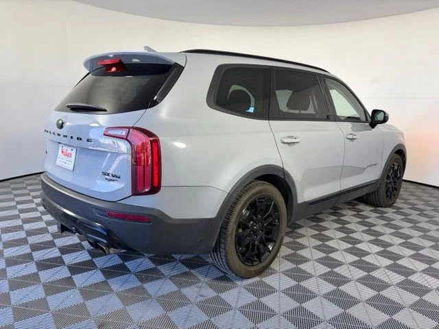 Used 2021 Gray Kia SX image 7