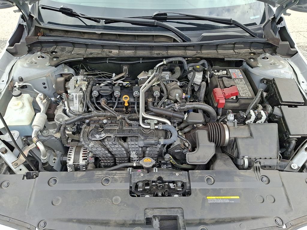 Used 2025 Silver Nissan 2.5 SV image 28