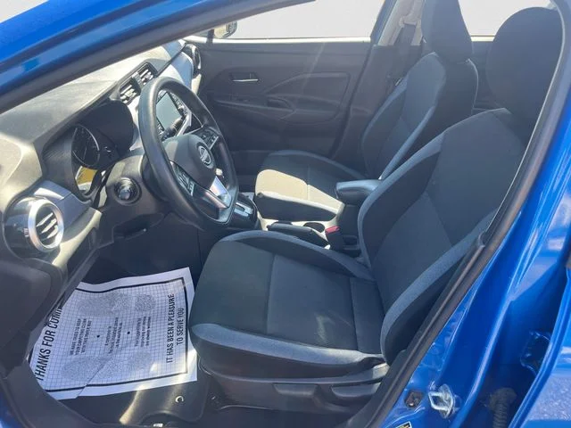 Used 2024 Blue Nissan 1.6 SV image 9