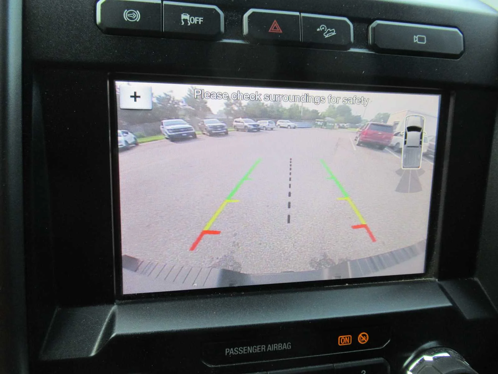 Used 2019 Oxford White Ford XLT image 33