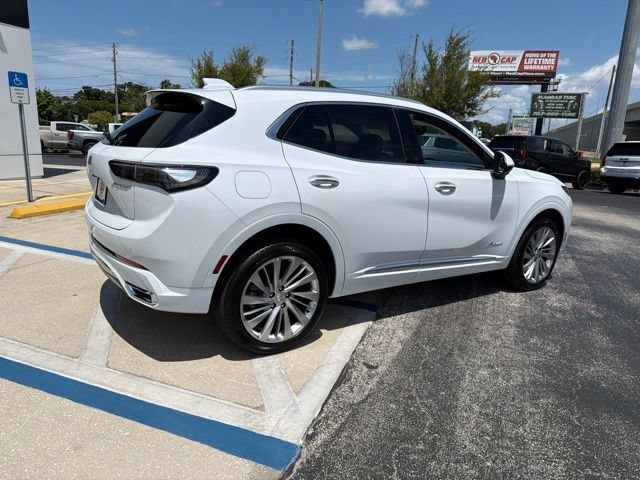 New 2026 Iridescent White Tricoat Buick Avenir image 9