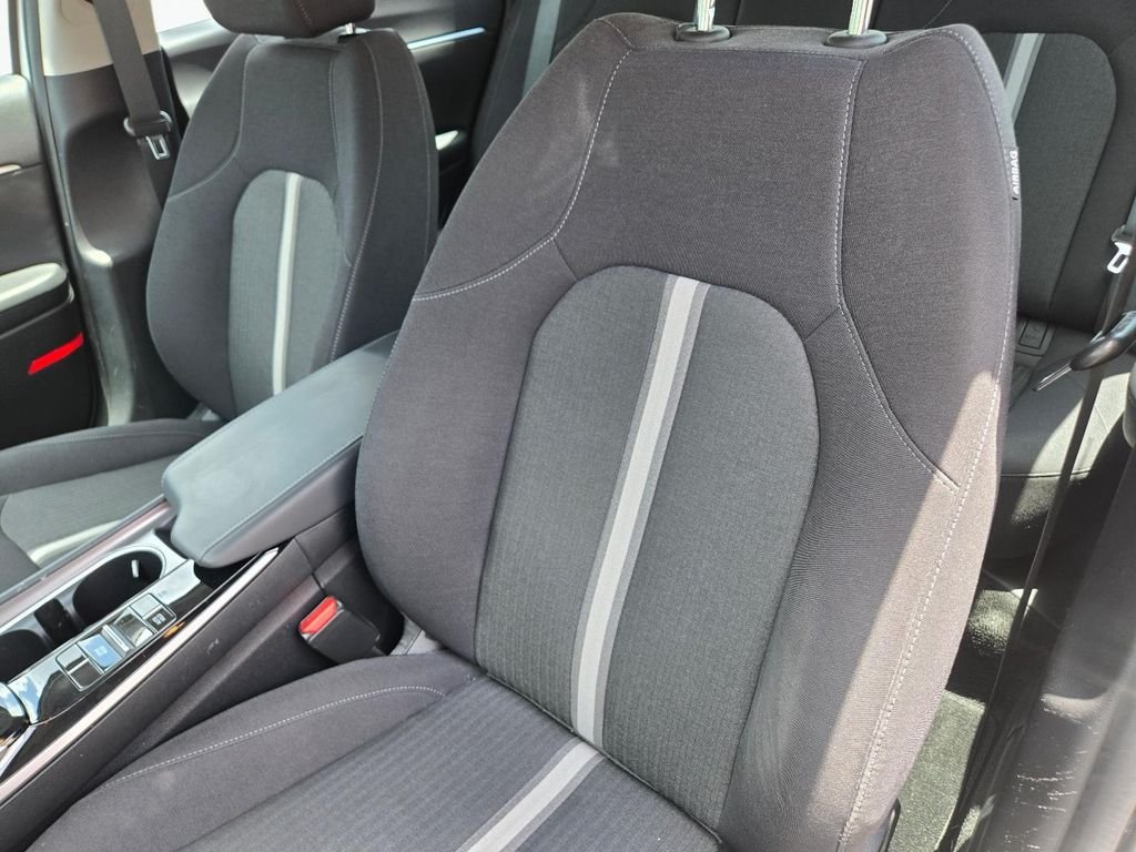 Used 2022 Gray Hyundai SEL image 15