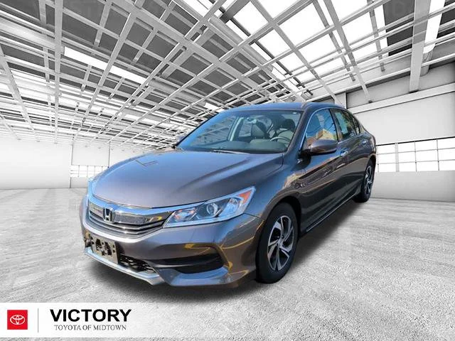 Used 2017  Honda LX image 9